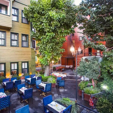 Garden House - Special Class Hotell 4*