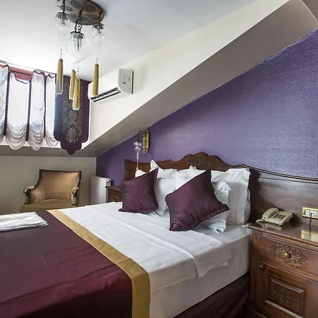 Garden House - Special Class Hotell