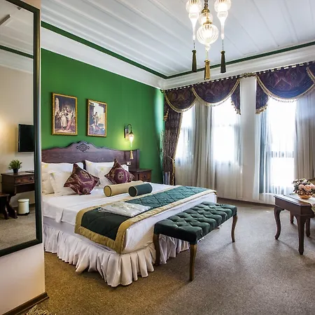 Garden House - Special Class Hotell