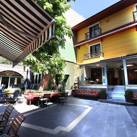 Garden House - Special Class Hotell 4*