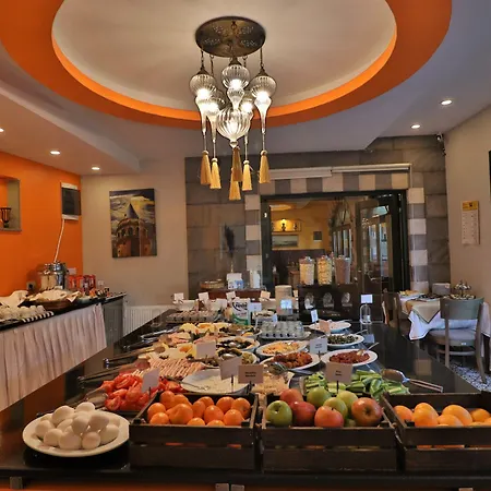 Garden House - Special Class Hotel