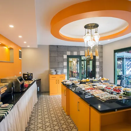 Garden House - Special Class 호텔 4*